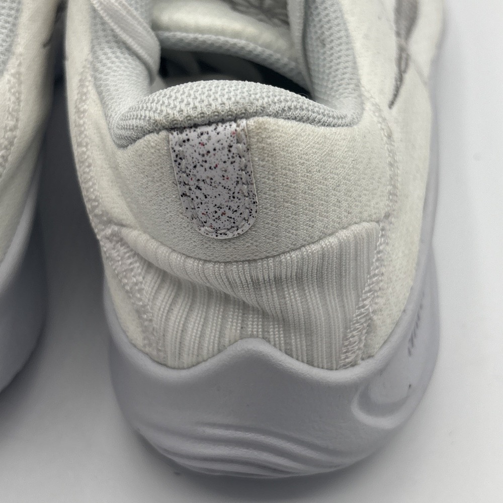Nike Women's Flex Experience Run 11 Shoes White/Pure Platinum DH8254-100 Sz 8w - Picture 13 of 16
